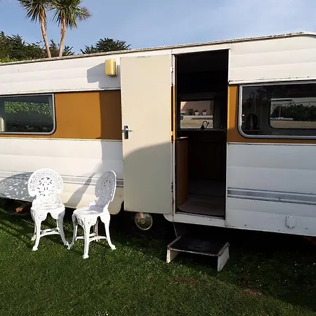 Riverton Holiday Park Exterior photo