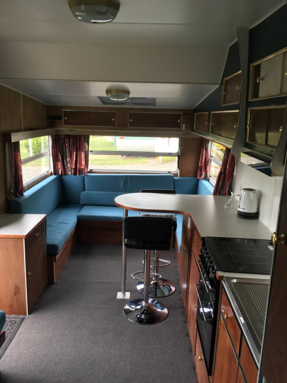 Riverton Holiday Park *